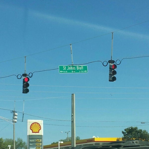 Light at St Johns Bluff and Monument Rd Greater Arlington Jacksonville, FL