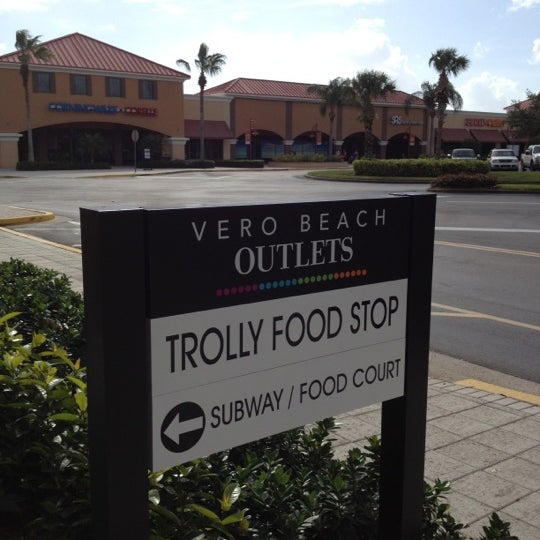 Photo taken at Vero Beach Outlets by Antonio M. on 11/12/2012
