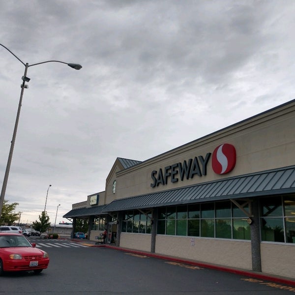 Grant County Mall Shopping Mall in Moses Lake