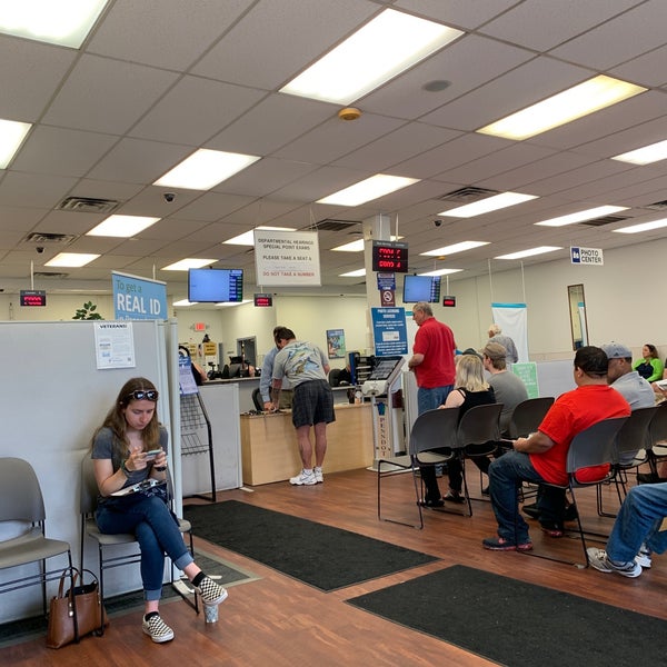 PA Drivers License Center Government Building in Dublin