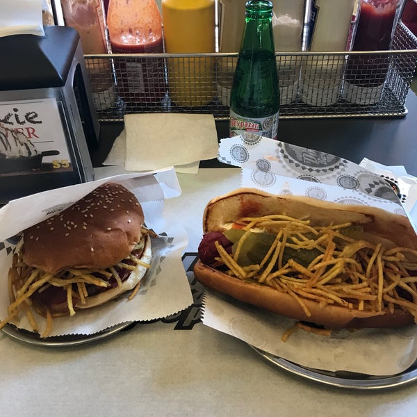 Photo taken at Dobby&#39;s Burger Place by Alican Y. on 2/24/2018