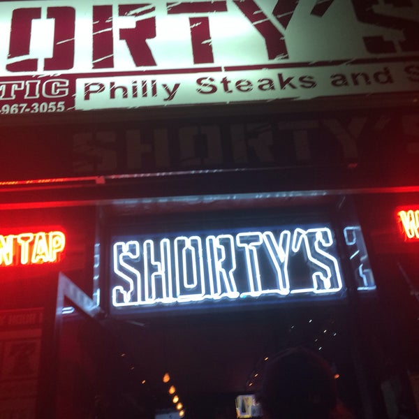 Photo taken at Shorty&#39;s by Jill O. on 5/13/2016