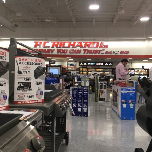 P.C. Richard & Son Electronics Store in Eatontown