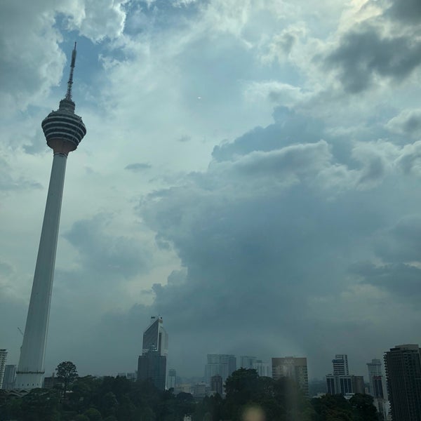 Das Foto wurde bei Renaissance Kuala Lumpur Hotel von Tomoyuki N. am 2/2/2019 aufgenommen