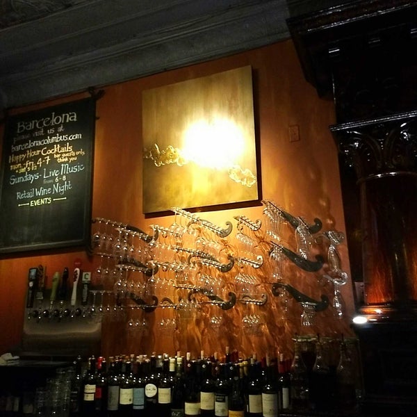 Foto tomada en Barcelona Restaurant &amp; Bar  por Luke T. el 1/29/2018