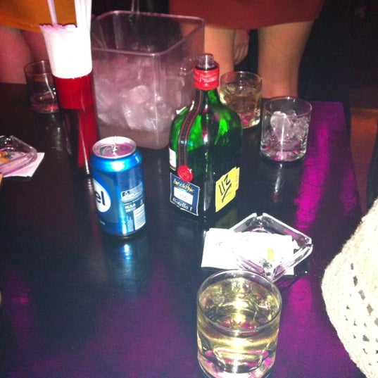Foto tomada en La Condesa Bar &amp; Club  por Marcos M. el 12/9/2012