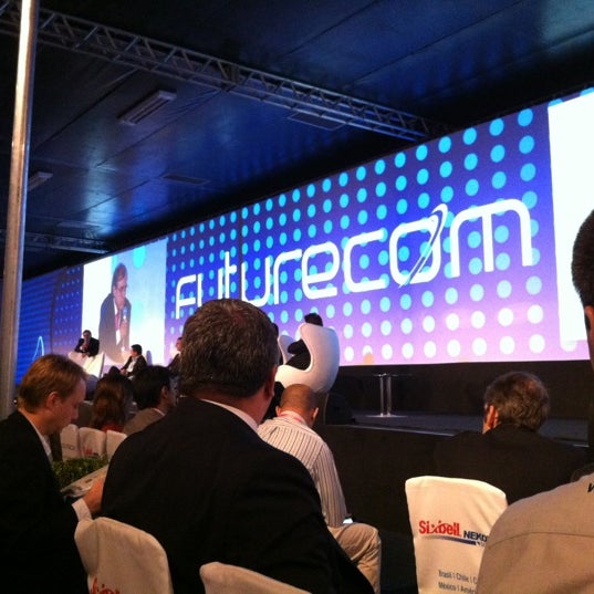 รูปภาพถ่ายที่ Futurecom 2012 โดย Priscila เมื่อ 10/11/2012