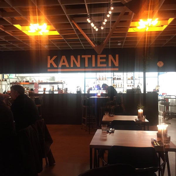 12/7/2016 tarihinde Kirsten J.ziyaretçi tarafından Kantien'de çekilen fotoğraf