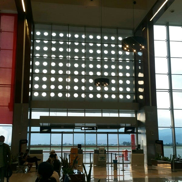Photo taken at Balıkesir Koca Seyit Airport (EDO) by ☯🕉Burcubul . on 6/13/2021