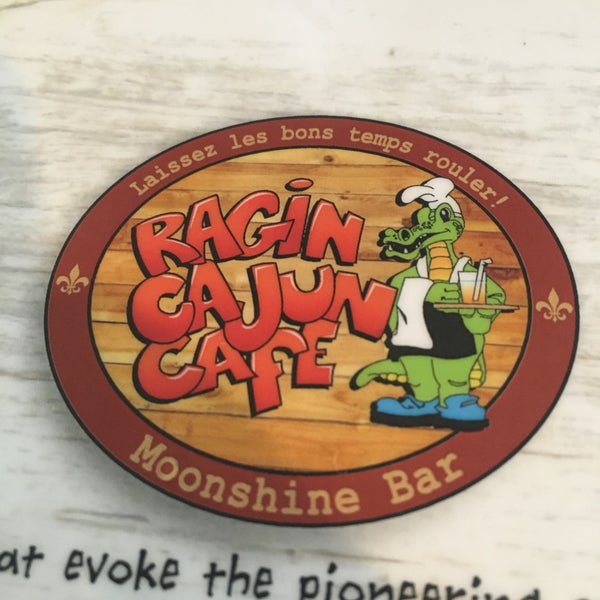 Photo taken at Ragin Cajun Cafe by Rob C. on 2/9/2016