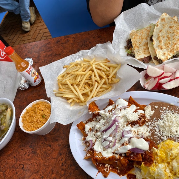 Тако бойс бул гагарина 1 фото Taco Boy Mexican Restaurant in Bell