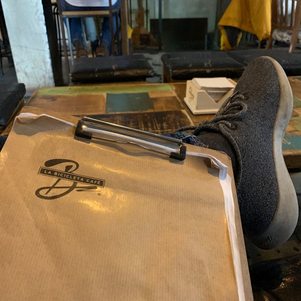 Foto tomada en La Bicicleta Café  por Simon V. el 12/3/2019