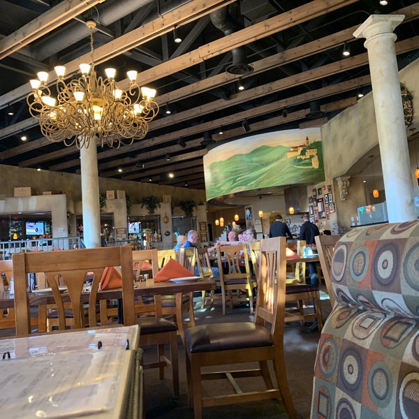 Photo taken at Ventano Italian Grill &amp; Seafood by Brian W. on 6/4/2019