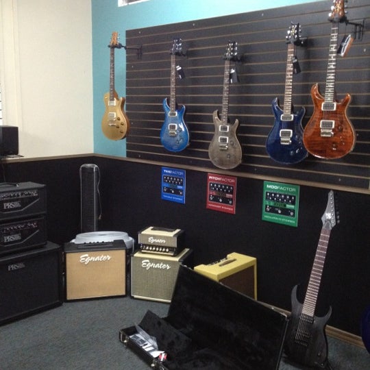 Photos at Guitarras 357 - Music Store
