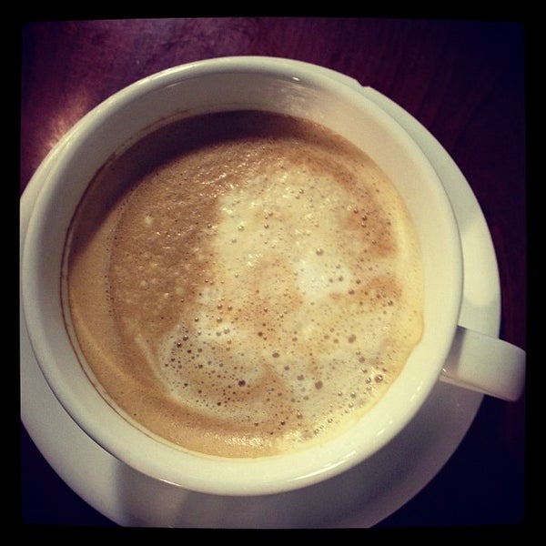 Das Foto wurde bei Boston Common Coffee Company von M T. am 10/11/2012 aufgenommen