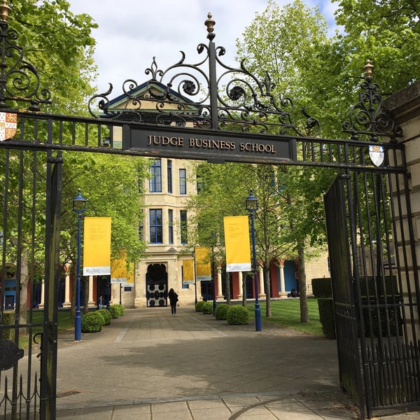 Foto tomada en Cambridge Judge Business School  por Raul L. el 4/29/2017