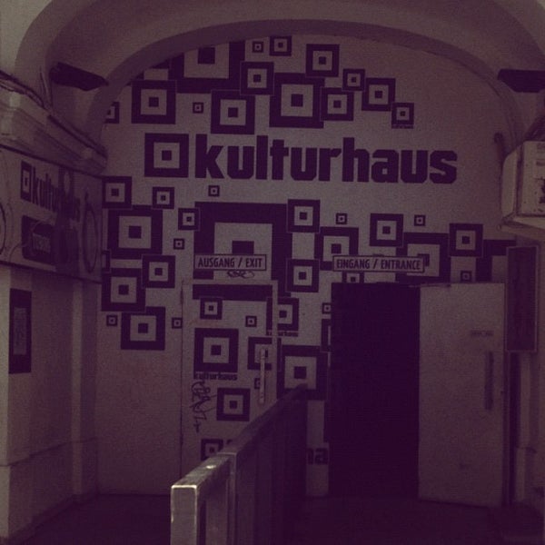 9/17/2012 tarihinde Jenya S.ziyaretçi tarafından Kulturhaus'de çekilen fotoğraf
