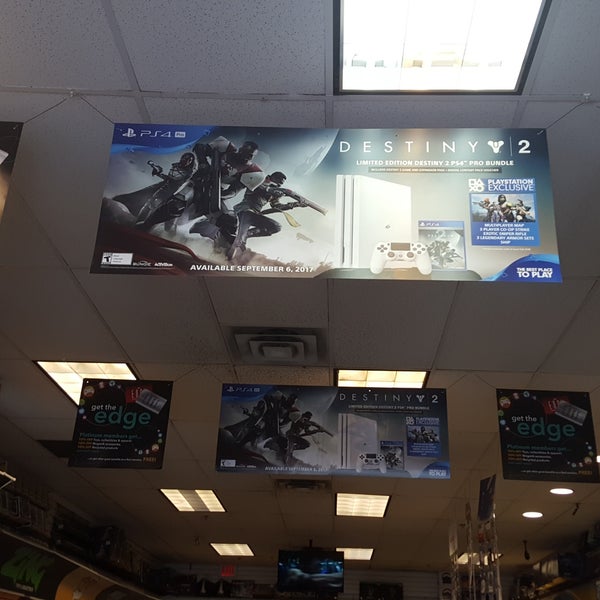 EB Games Mississauga, ON