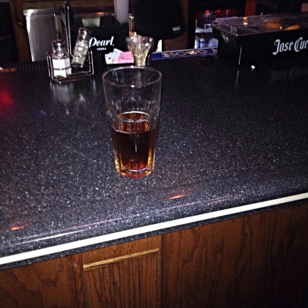 Putters Sports Grill American Restaurant in Liberty Township