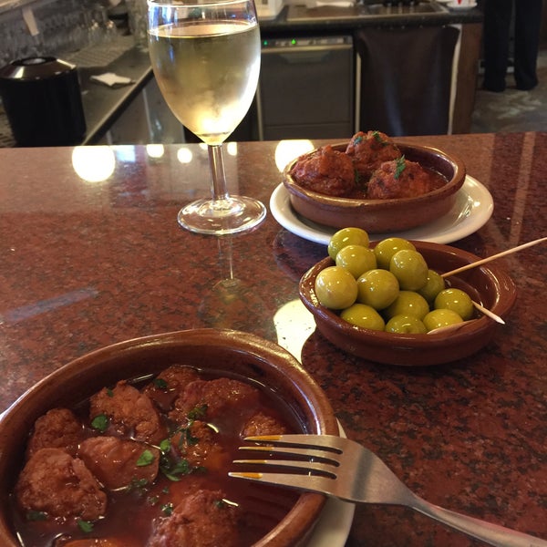 Los Gatos Tapas Restaurant