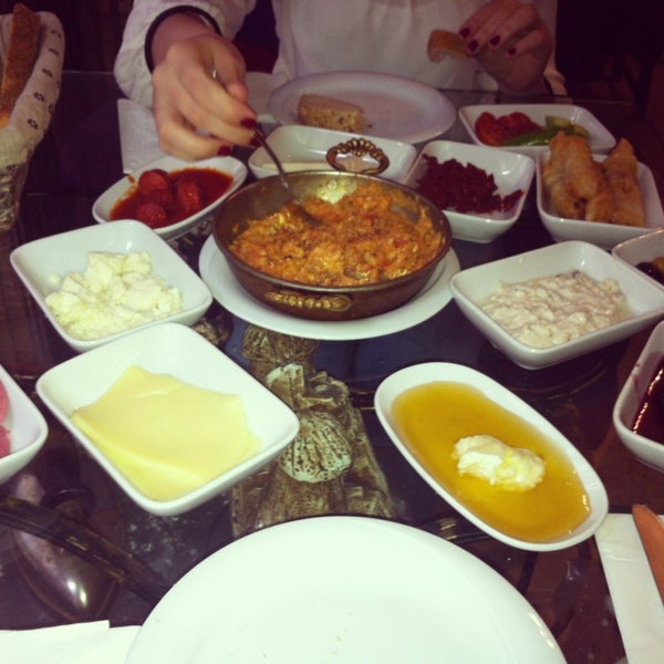 3/16/2013에 Pınar A.님이 Cafe Fessa에서 찍은 사진