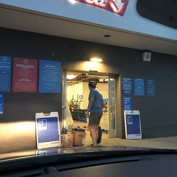 Goodwill Store and Donation Center Phoenix, AZ