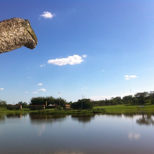 รูปภาพถ่ายที่ Pampas Safari โดย Valdo R. เมื่อ 11/9/2014