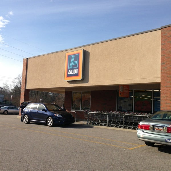 Aldi Grocery Store