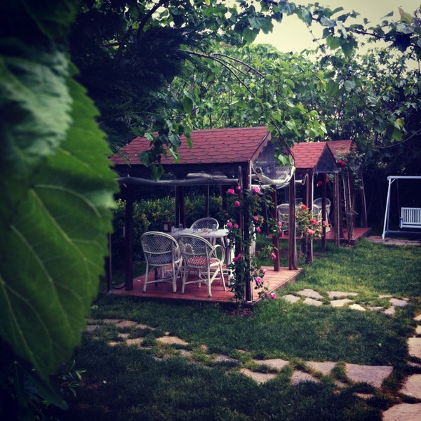 Photo taken at Çiftlik Restaurant by Gökçe K. on 5/7/2013