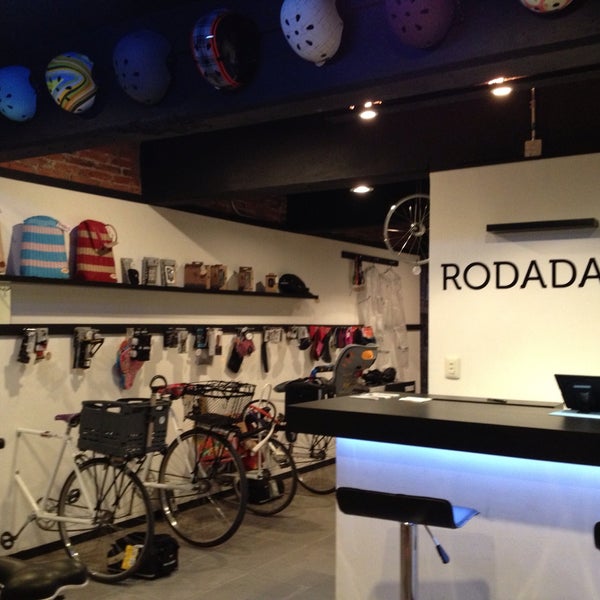 รูปภาพถ่ายที่ Rodada 69 โดย Rodada 69 เมื่อ 3/28/2013