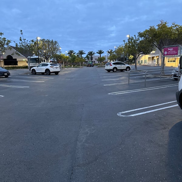 5/26/2023 tarihinde Scott A.ziyaretçi tarafından Lantern Bay Village Shopping Center Dana Point, CA'de çekilen fotoğraf