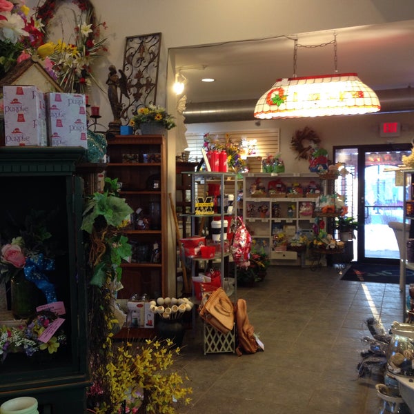 Connells Maple Lee Flowers & Gifts - 16 visitors