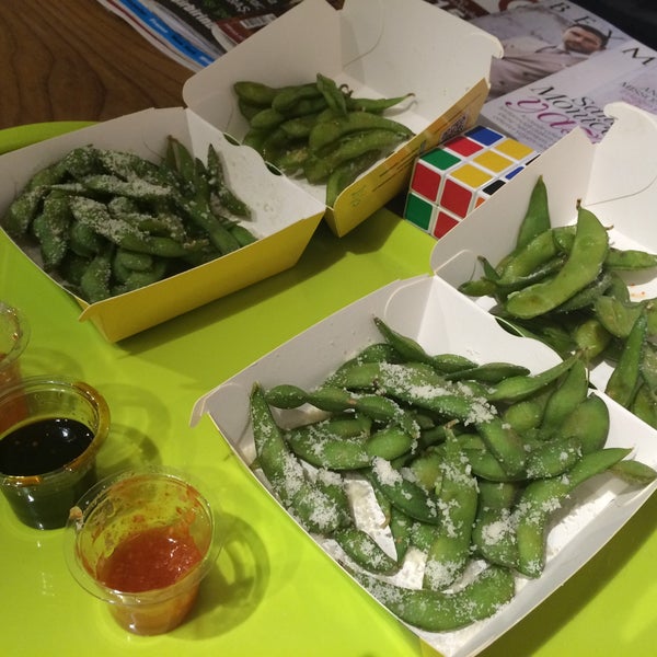 Foto scattata a Cup of Edamame da Korhan T. il 4/1/2015