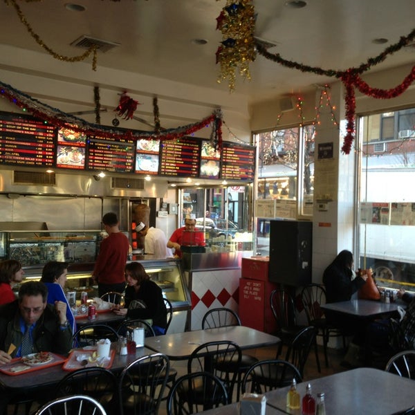 12/28/2012 tarihinde Roddy d.ziyaretçi tarafından Bereket Turkish Kebab House'de çekilen fotoğraf