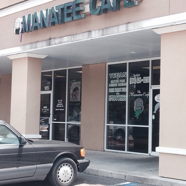 6/21/2014にJenann G.がManatee Cafeで撮った写真