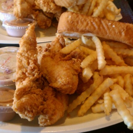 Photo taken at Raising Cane&#39;s Chicken Fingers by Ginny H. on 10/1/2012
