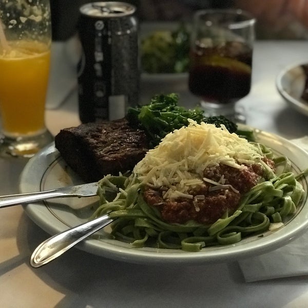 6/17/2017 tarihinde Flavio F.ziyaretçi tarafından Restaurante Spaghetto'de çekilen fotoğraf