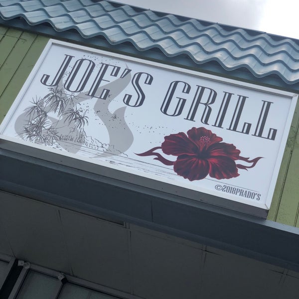 Photo taken at Joe&#39;s Grill Express by Carlos J. on 5/11/2019