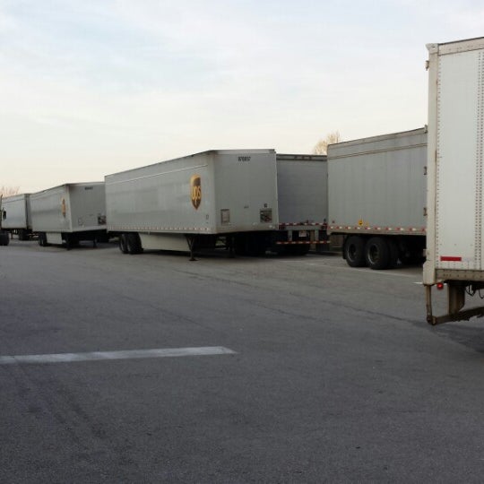 Photos at Amazon CVG2 Office in Hebron