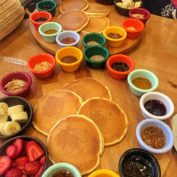 Foto scattata a Cookline Pancakes da TuGce B. il 7/24/2016