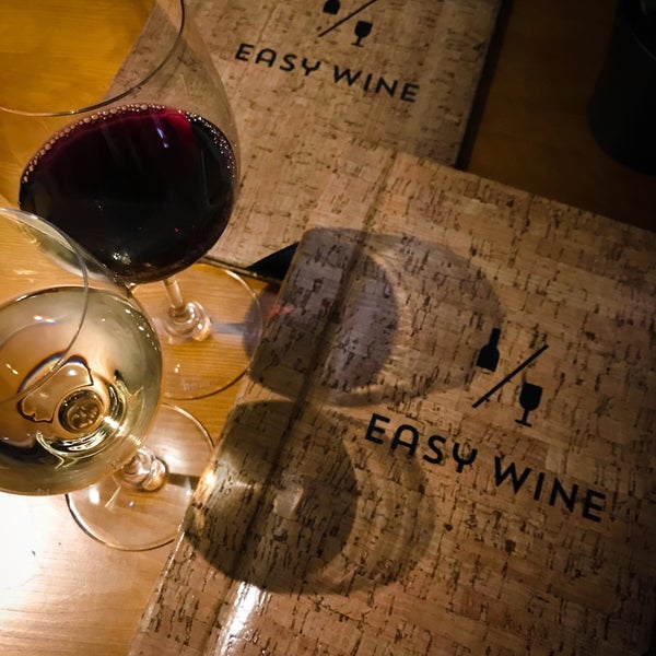 Foto scattata a Easy Wine da Madara il 10/8/2018