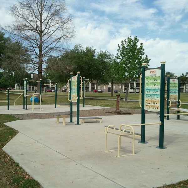 Эко парк земляничный гремячки. Эко парк земляничный гремячки. Нижегородская 6 чебоксары балкон кафе. Эко парк земляничный гремячки. Эко парк земляничный гремячки.