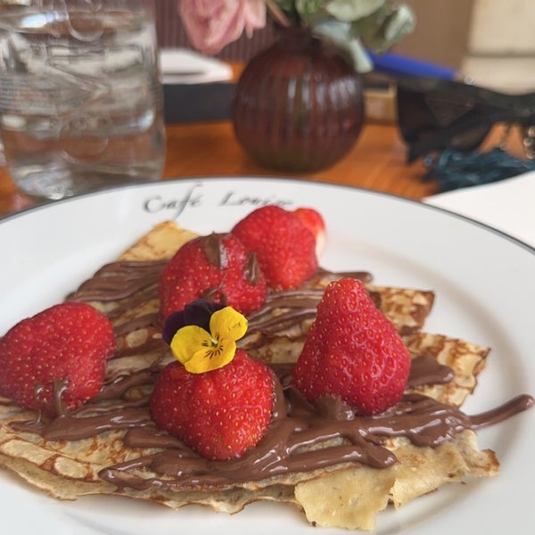 Café Louise SaintGermaindesPrés 155 boulevard SaintGermain