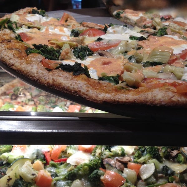 3/30/2014 tarihinde Anna W.ziyaretçi tarafından Pizza Park'de çekilen fotoğraf