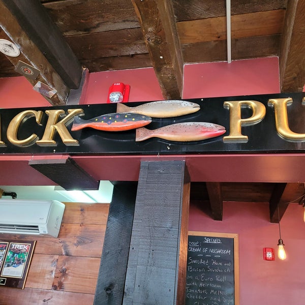Photo prise au Blackback Pub par Tim k. le8/10/2021
