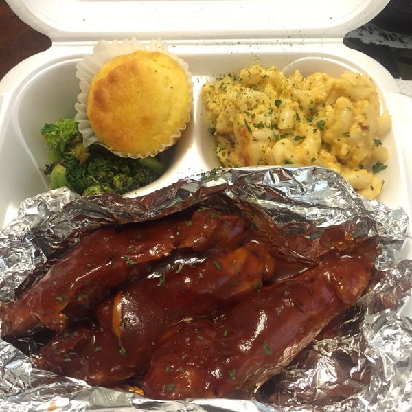 Photo taken at Pretti Plates Catering &amp; Carryout by April on 4/4/2016
