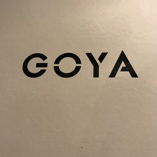 Снимок сделан в Goya Gallery Restaurant пользователем John O. 10/4/2017