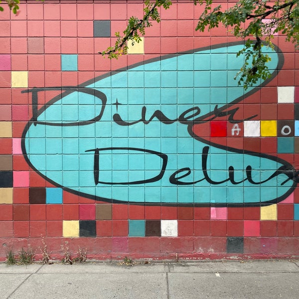 Photo taken at Diner Deluxe by Dan S. on 9/17/2023