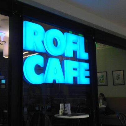 9/16/2012에 ᴡ K.님이 ROFL CAFE에서 찍은 사진