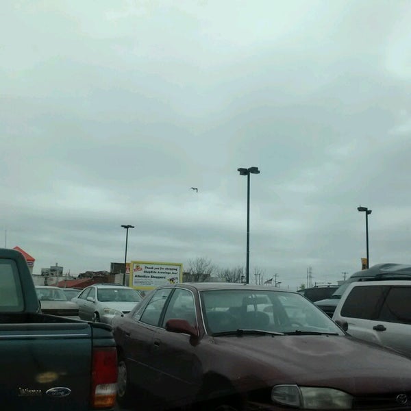 Shoprite Parking Lot Parking in Philadelphia